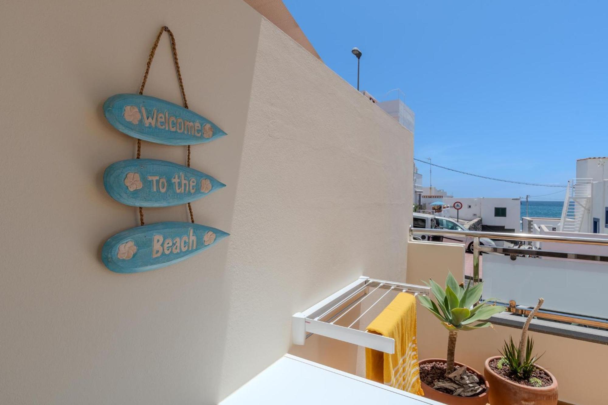 Hidalgos Hideaway - La Caleta Apartment Адехе Екстериор снимка