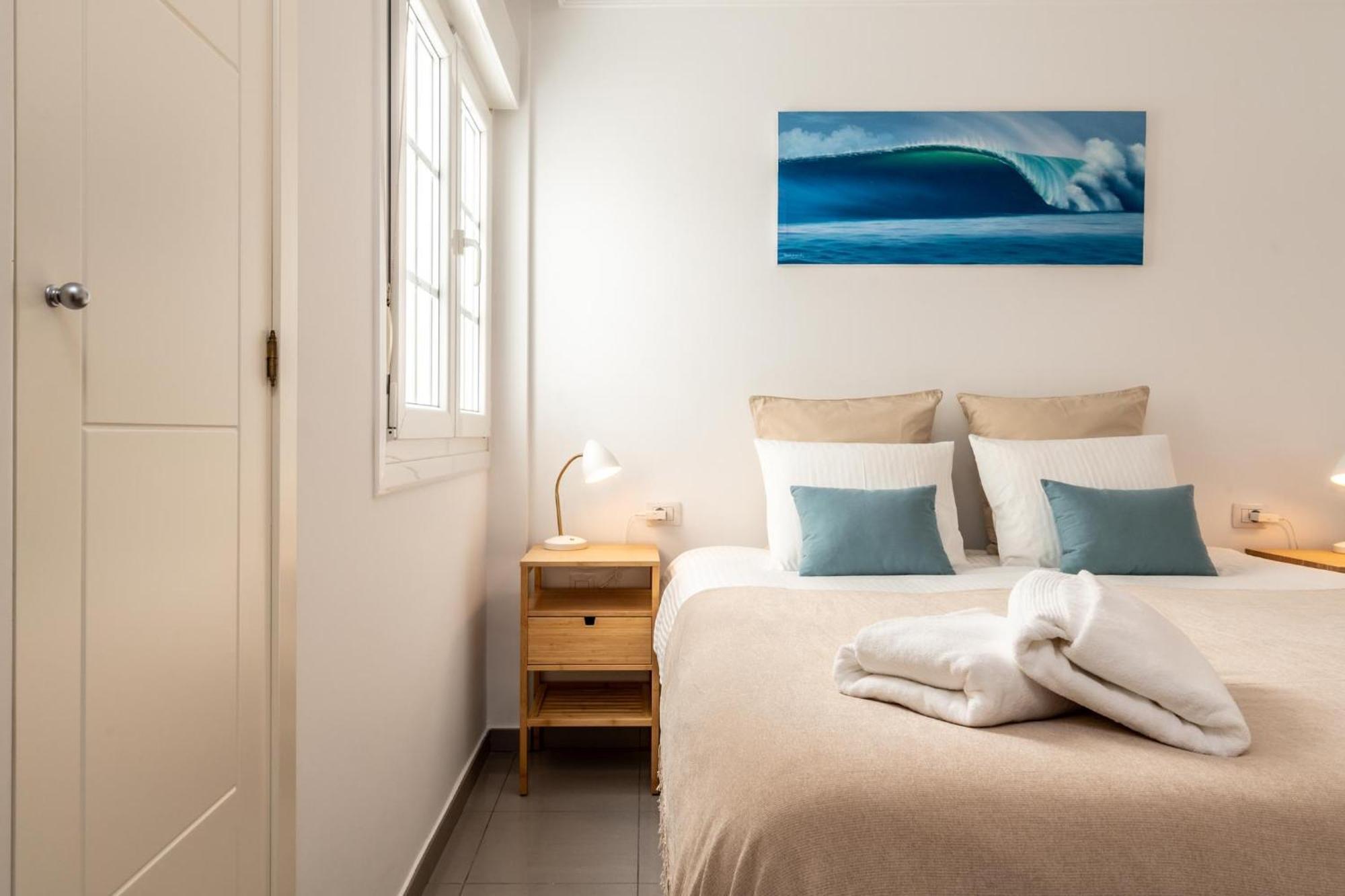 Hidalgos Hideaway - La Caleta Apartment Адехе Екстериор снимка
