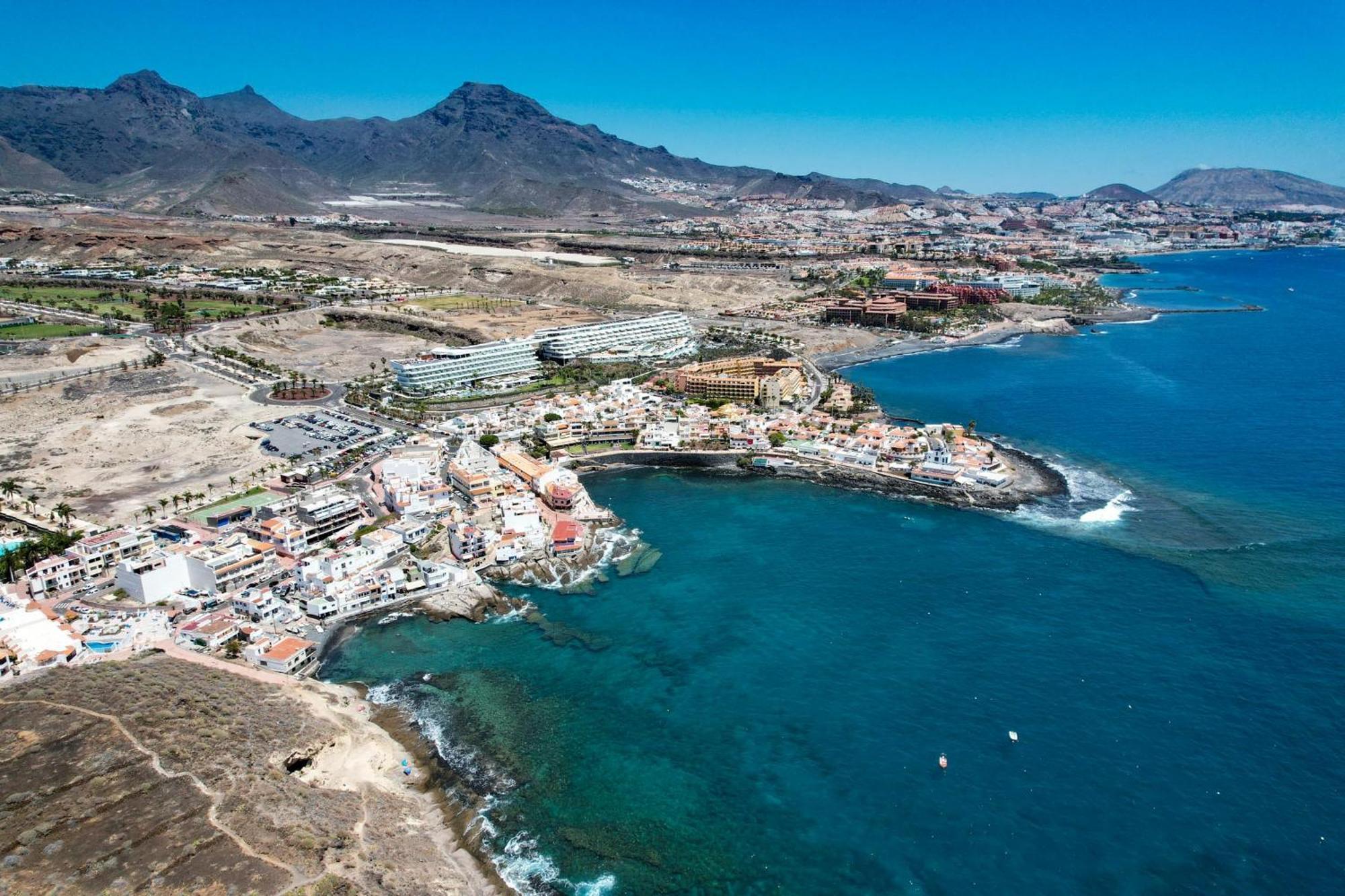 Hidalgos Hideaway - La Caleta Apartment Адехе Екстериор снимка