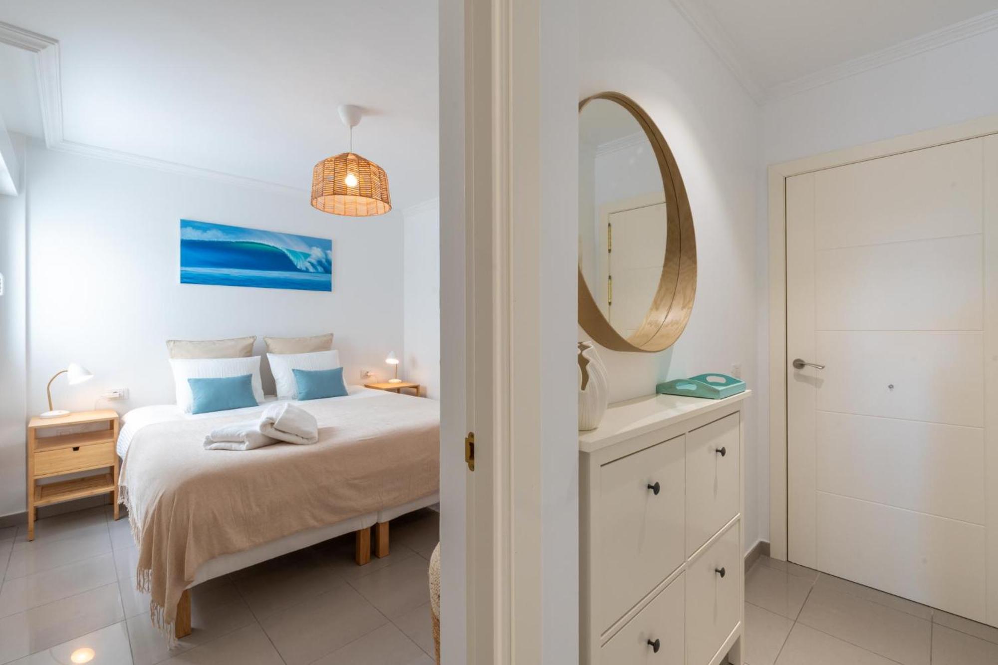 Hidalgos Hideaway - La Caleta Apartment Адехе Екстериор снимка